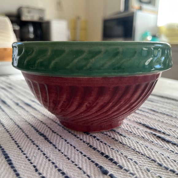 🍋 Fioriware Hand-Painted Stoneware Bowl 🌸 - Picture 12 of 16